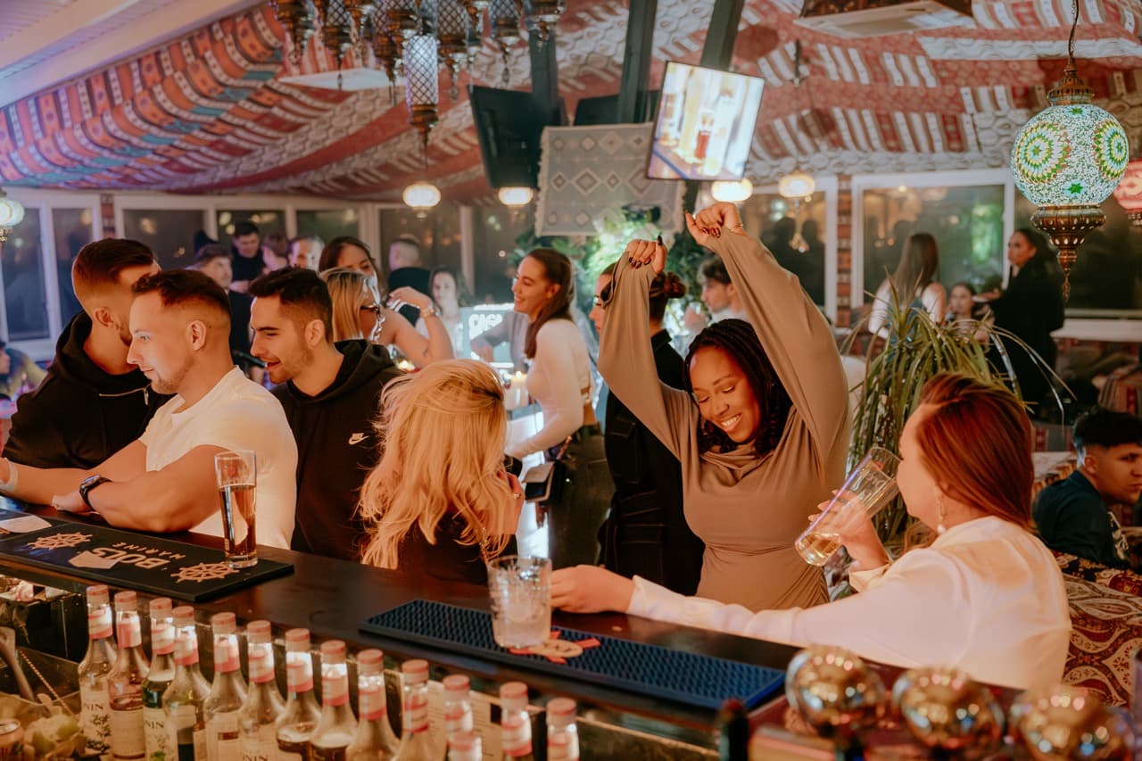 Mood photo of Habibi Skybar in Budapest 7